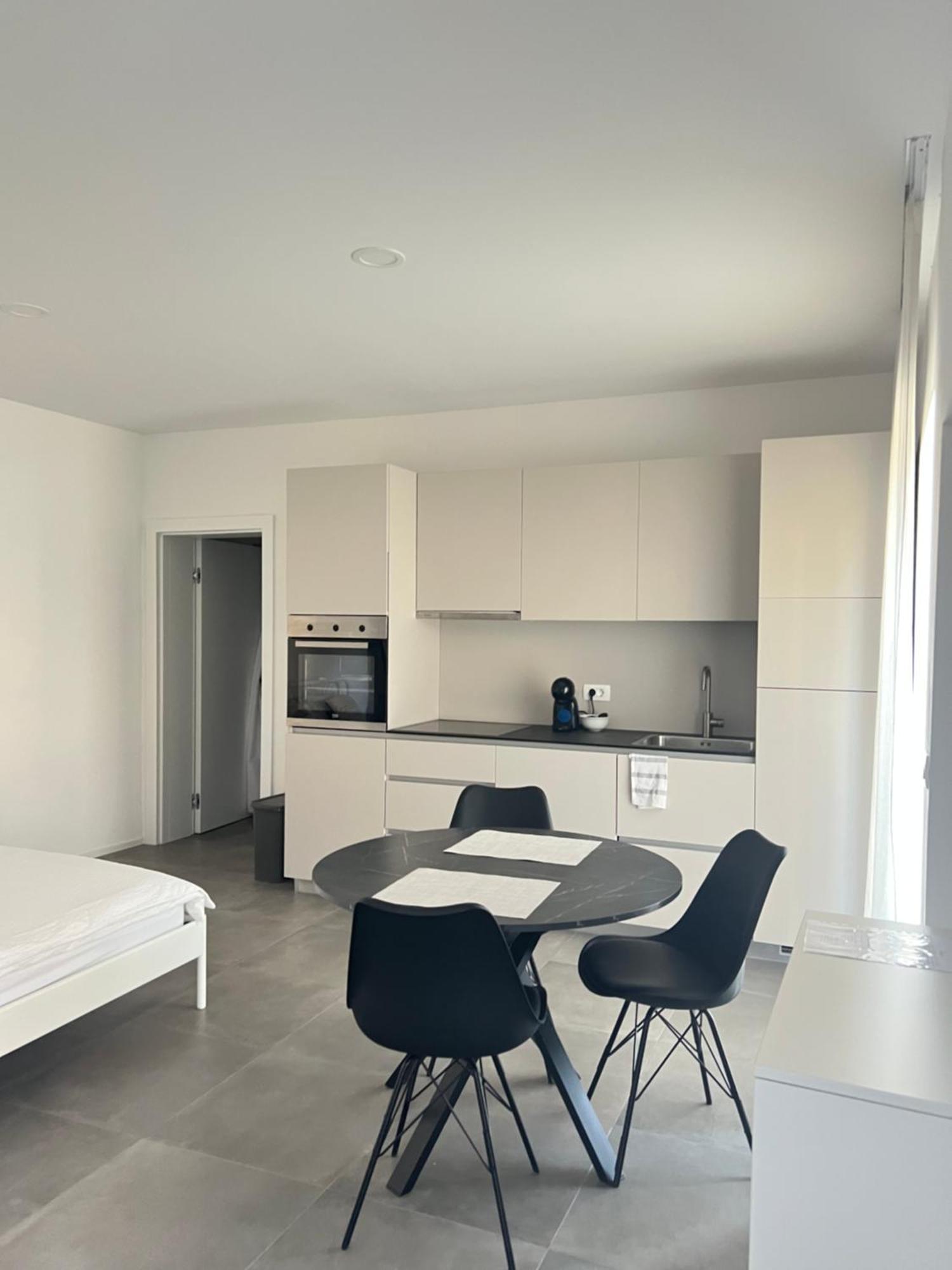 Apartments Lily ليوبليانا المظهر الخارجي الصورة
